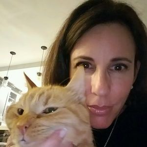 Meet your Posher, Miriam